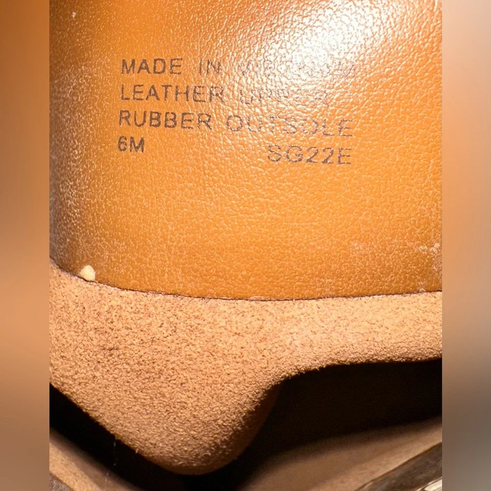 Michael Kors Women’s 6 Avery Suede Boot Pre-Loved Color: Acorn